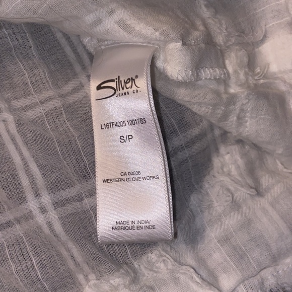 Silver sheer cream colored blouse size S/P - Picture 14 of 15